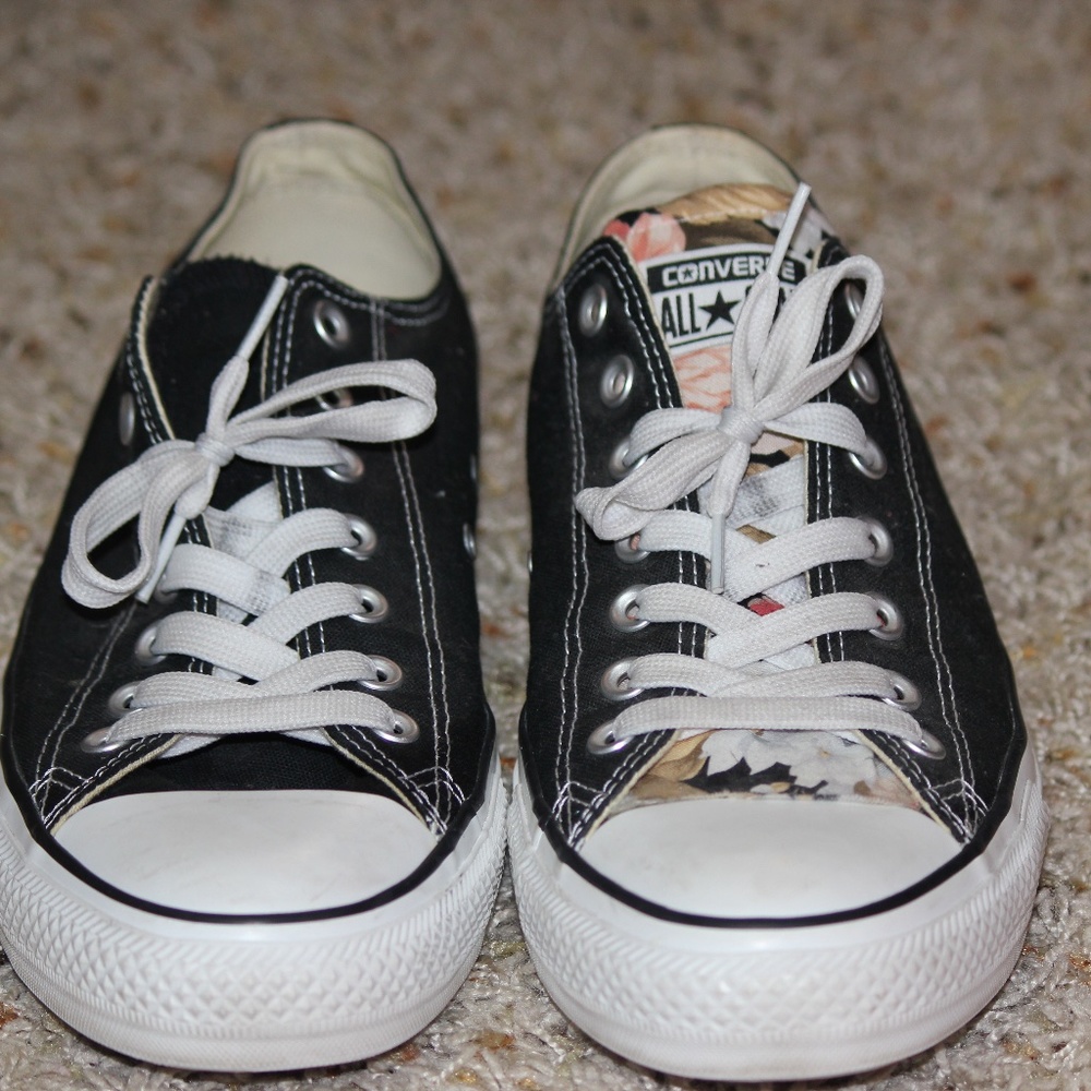 Custom Converse size 11
